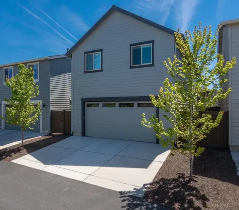 3789 SW Coyote Place Redmond OR 97756