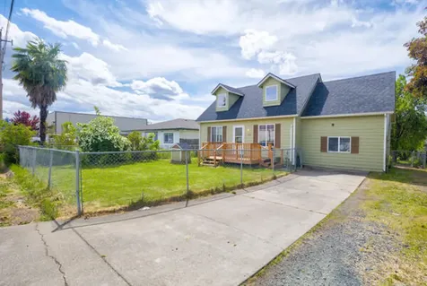 1420 Daisy Lane Grants Pass OR 97527