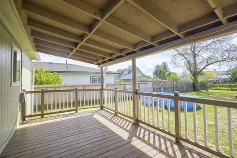 1420 Daisy Lane Grants Pass OR 97527