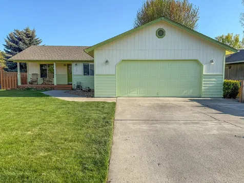 970 SE 4th Street Prineville OR 97754