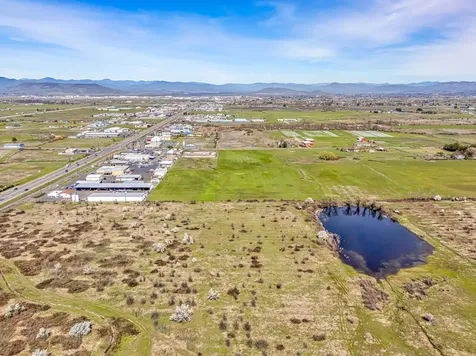 0 Crater Lake Avenue Medford OR 97504