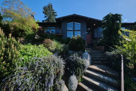 1924 Mohawk Street Ashland OR 97520