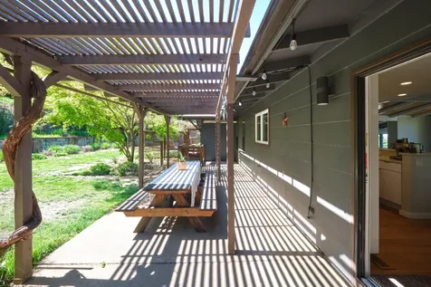 1924 Mohawk Street Ashland OR 97520