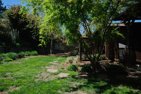 1924 Mohawk Street Ashland OR 97520