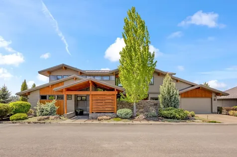849 SW Theater Drive Bend OR 97702