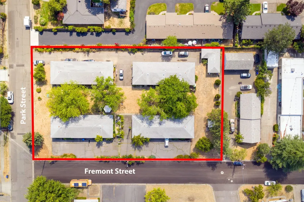 635 Park Street Ashland OR 97520