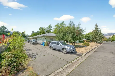 635 Park Street Ashland OR 97520