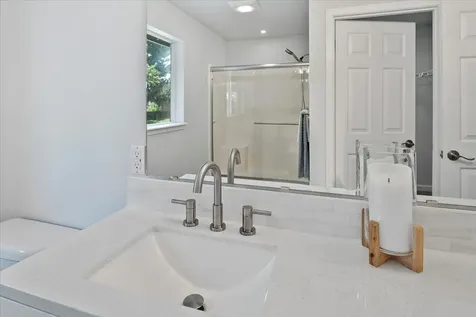 2655 NW 15th Street Redmond OR 97756