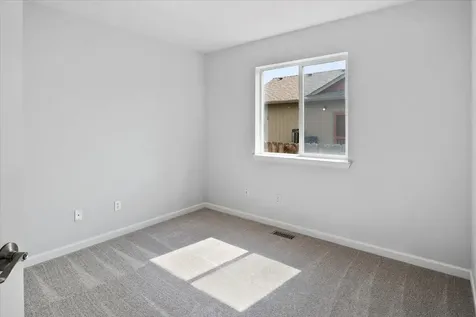 2655 NW 15th Street Redmond OR 97756