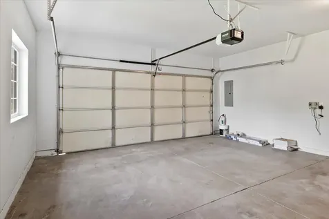 2655 NW 15th Street Redmond OR 97756