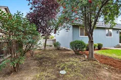 2655 NW 15th Street Redmond OR 97756