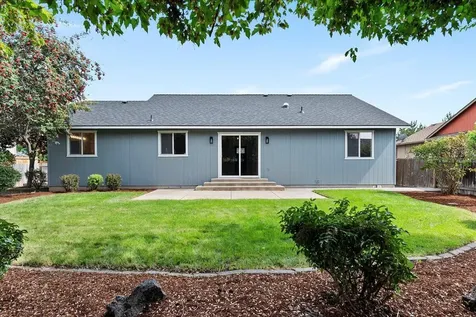 2655 NW 15th Street Redmond OR 97756