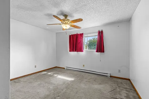 179 N Deanjou Avenue Eagle Point OR 97524
