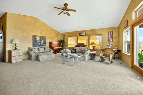 1176 Hamilton Road Jacksonville OR 97530