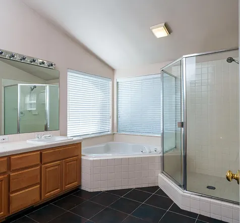 1233 NW 18th Street Bend OR 97703