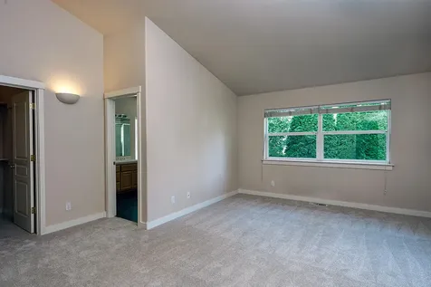1233 NW 18th Street Bend OR 97703