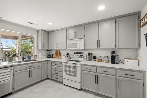 2110 Lara Lane Central Point OR 97502