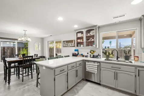 2110 Lara Lane Central Point OR 97502