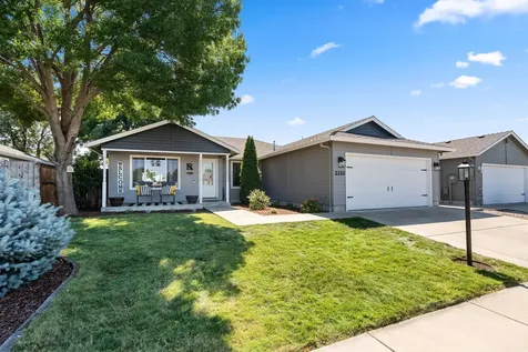 2110 Lara Lane Central Point OR 97502