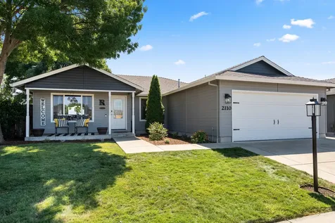 2110 Lara Lane Central Point OR 97502