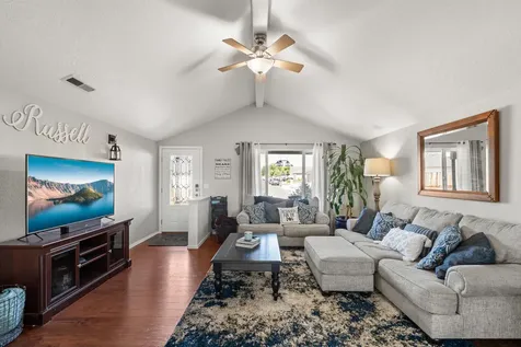 2110 Lara Lane Central Point OR 97502
