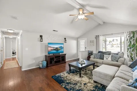 2110 Lara Lane Central Point OR 97502