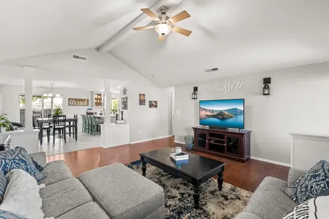 2110 Lara Lane Central Point OR 97502