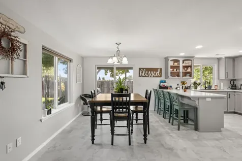 2110 Lara Lane Central Point OR 97502