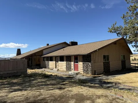1042 NE Meadowlark Lane Madras OR 97741