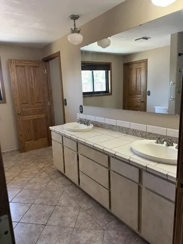 1042 NE Meadowlark Lane Madras OR 97741