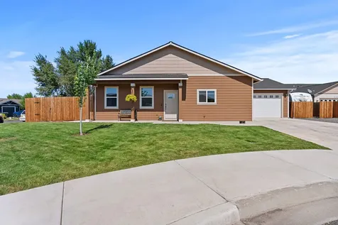 521 SE Morgan Court Madras OR 97741