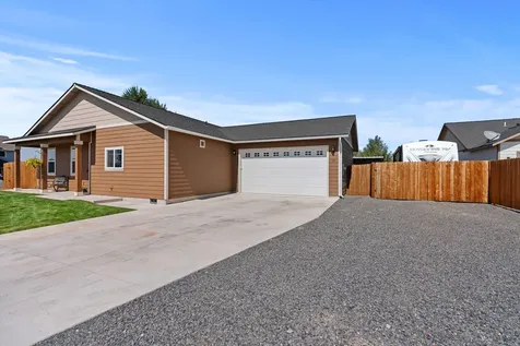 521 SE Morgan Court Madras OR 97741