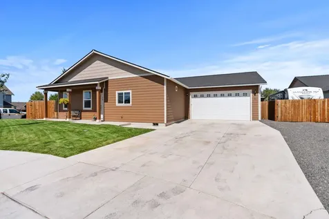 521 SE Morgan Court Madras OR 97741