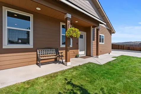 521 SE Morgan Court Madras OR 97741