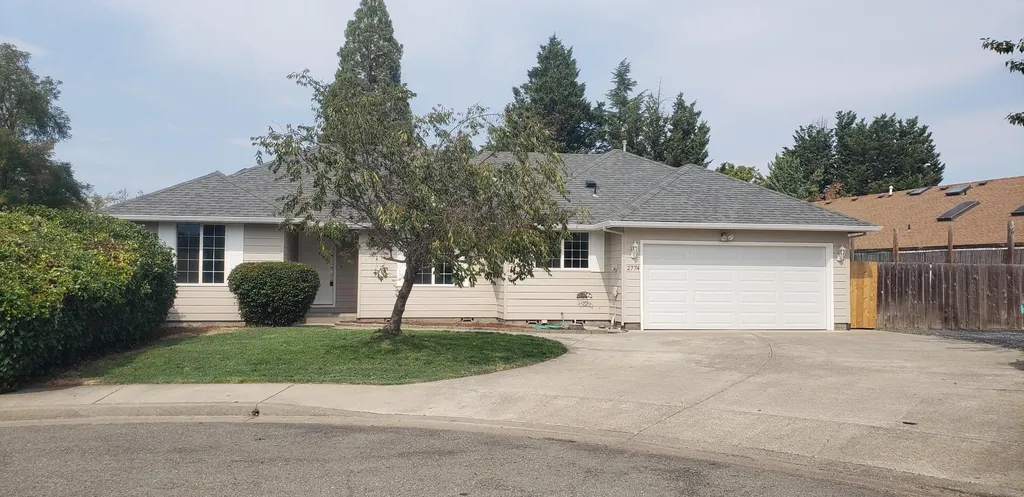 2774 Tyee Court Grants Pass OR 97527