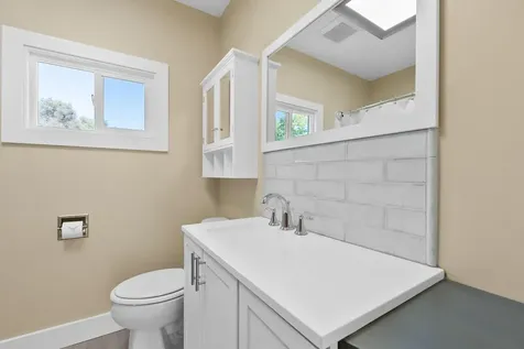 153 SW 3rd Street Redmond OR 97756