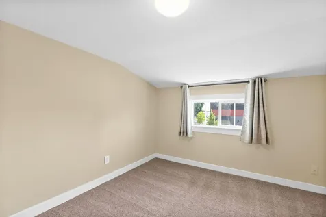 153 SW 3rd Street Redmond OR 97756