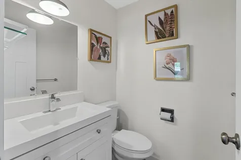 320 Eastwood Drive Medford OR 97504