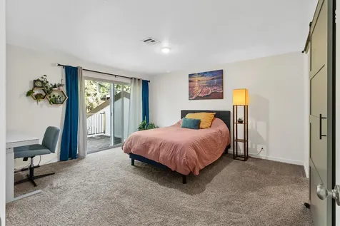320 Eastwood Drive Medford OR 97504