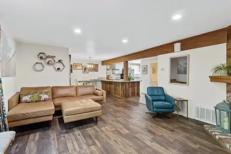 320 Eastwood Drive Medford OR 97504