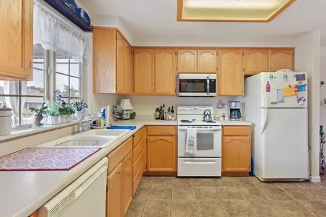 716 Crystal Drive Eagle Point OR 97524