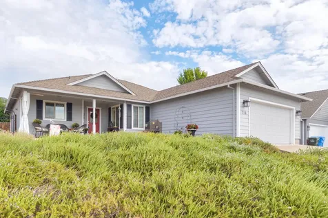 716 Crystal Drive Eagle Point OR 97524
