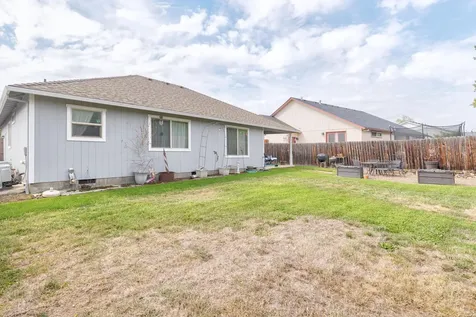 716 Crystal Drive Eagle Point OR 97524