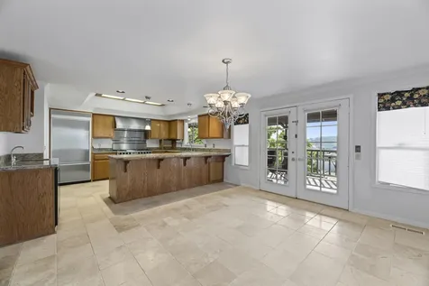 5493 Hillcrest Road Medford OR 97504