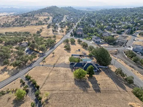 5493 Hillcrest Road Medford OR 97504