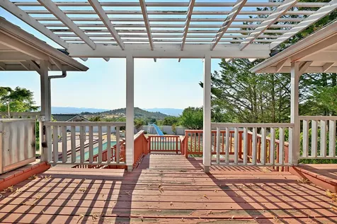 5493 Hillcrest Road Medford OR 97504