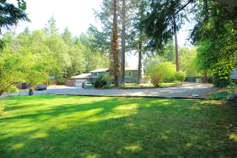 219 Pearl Drive Grants Pass OR 97527