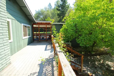219 Pearl Drive Grants Pass OR 97527