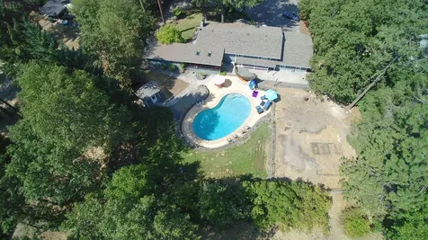 219 Pearl Drive Grants Pass OR 97527