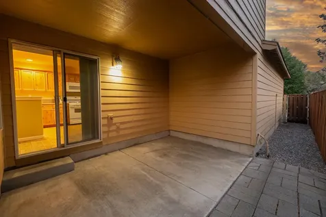 2822 NW Elm Avenue Redmond OR 97756